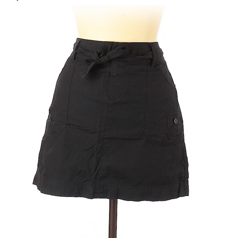 CASLON | black skirt w/ belt + big pockets Size 10
